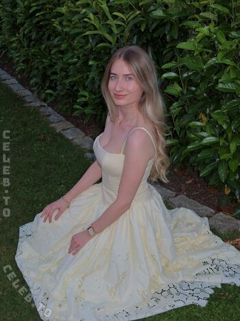 Full leaked Empresslaurasophie private photo