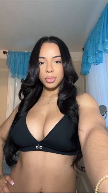 Full leaked Emsdollazzz private photo