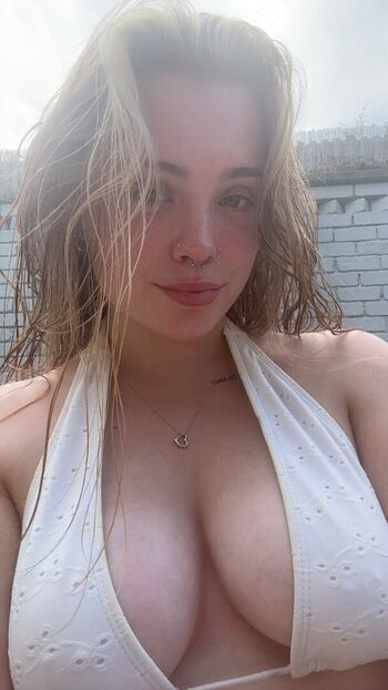Full leaked Emsideyourmind private photo