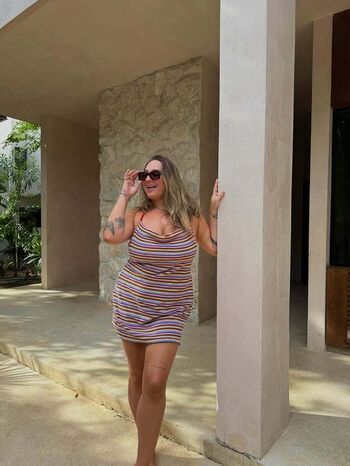 Full leaked Emy gauthier private photo