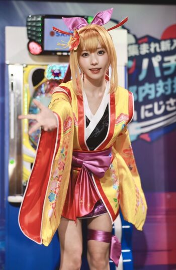Full leaked Enako private photo