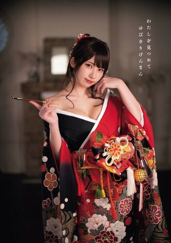 Full leaked Enako page private photo
