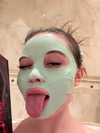 Full leaked Enina private photo