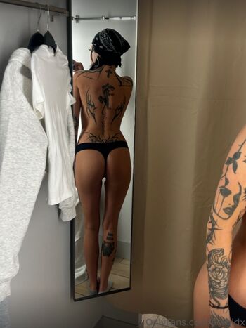 Full leaked Erarose private photo