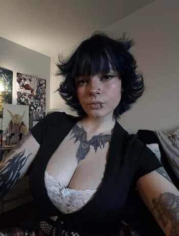 Full leaked Erenxy private photo