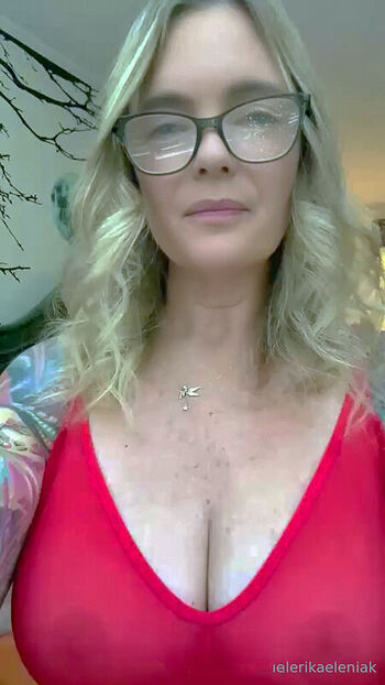 Full leaked Erika eleniak private photo