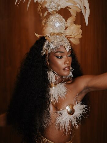 Full leaked Erika januza page private photo
