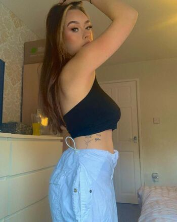 Full leaked Erin crow private photo