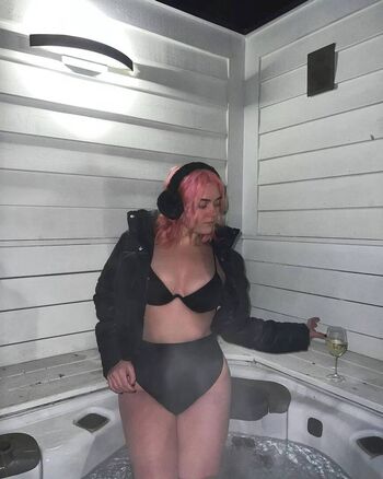 Full leaked Erin dougal private photo