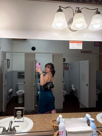 Full leaked Erin dougal private photo