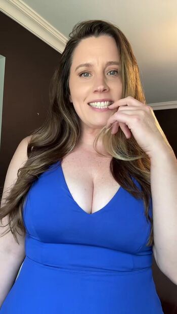 Full leaked Erin kittens page private photo