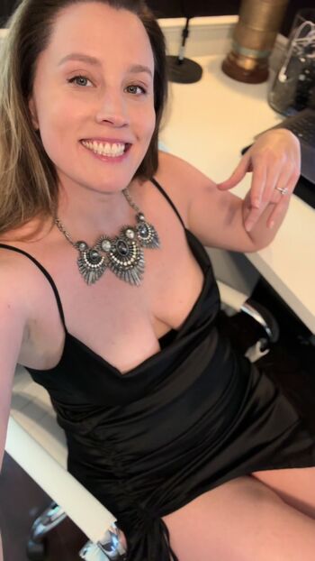 Full leaked Erin kittens private photo