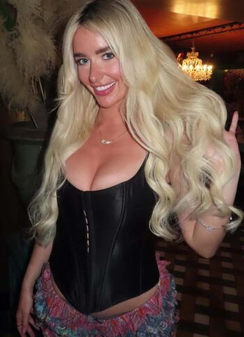 Full leaked Erin lally page private photo