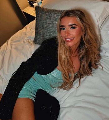 Full leaked Erin lally private photo