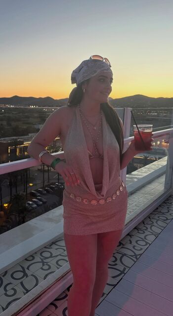 Full leaked Erin mitten private photo