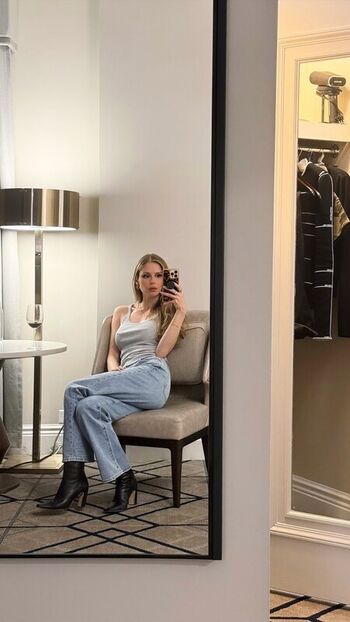 Full leaked Erin moriarty private photo