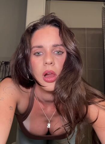 Full leaked Erin williams private photo