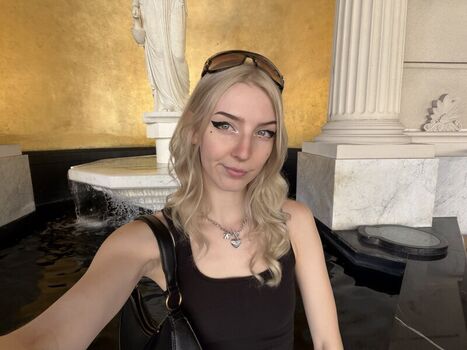 Full leaked Erinfps private photo