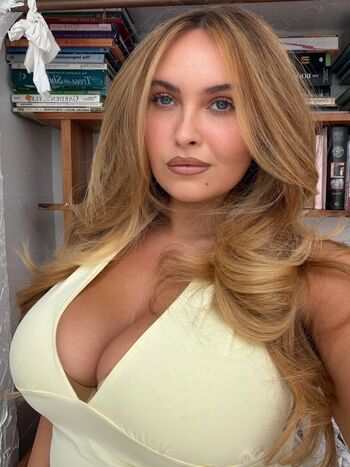 Full leaked Erinmhk private photo
