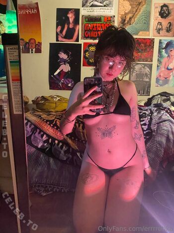 Full leaked Errrrotika private photo