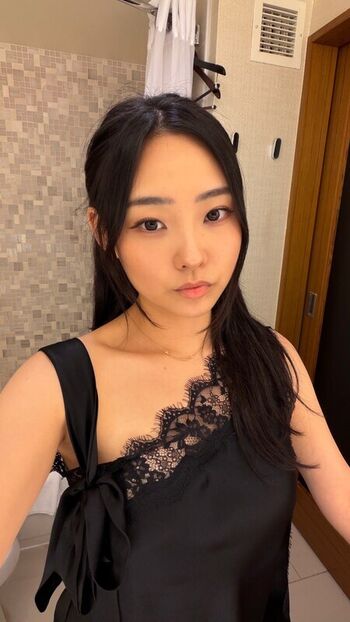 Full leaked Esblee private photo
