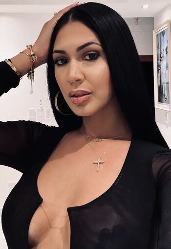 Full leaked Escyn thia private photo