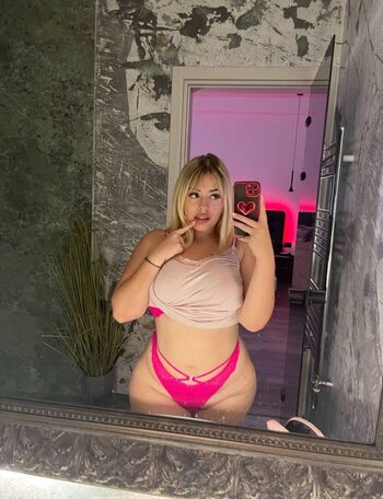 Full leaked Esistmary private photo