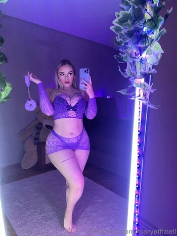 Full leaked Esistmary private photo