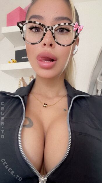 Full leaked Esleem private photo