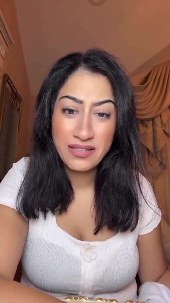 Full leaked Estee palti private photo