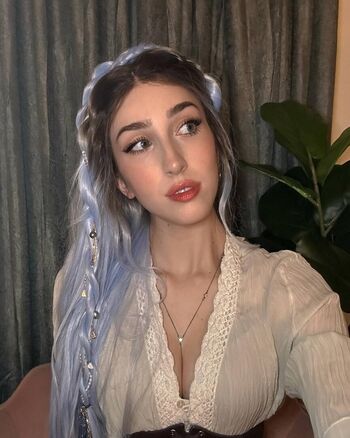 Full leaked Estella graves private photo