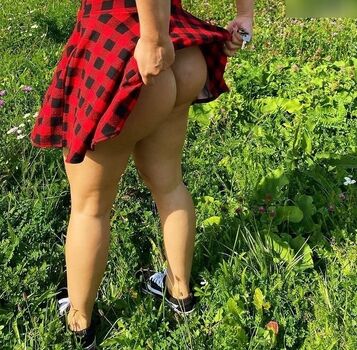 Full leaked Estella walks private photo
