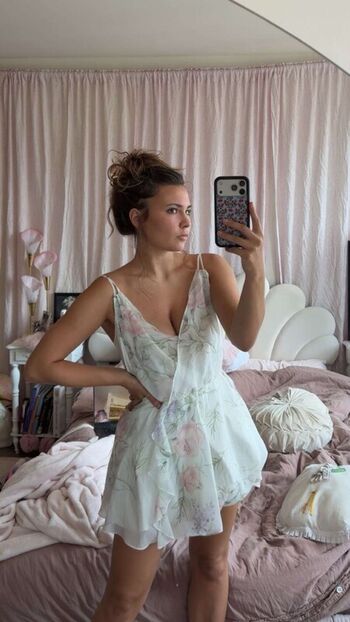Full leaked Ester dobrik private photo