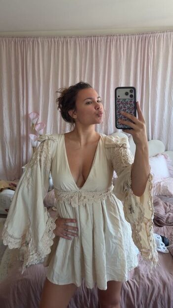 Full leaked Ester dobrik private photo