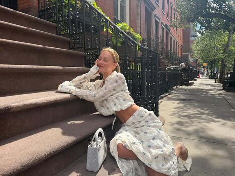 Full leaked Ester exposito private photo
