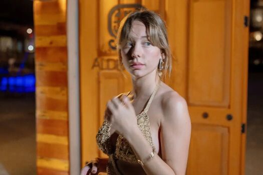 Full leaked Ester exposito private photo
