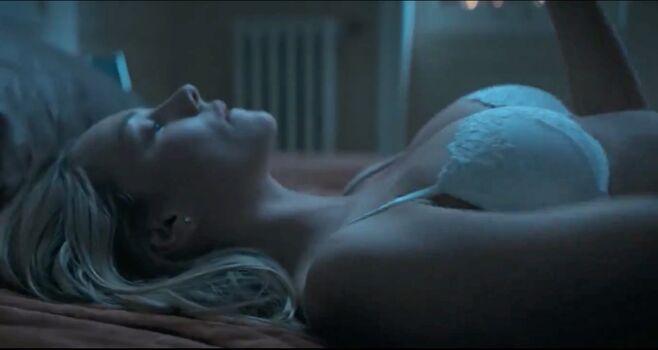 Full leaked Ester exposito private photo