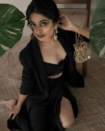 Full leaked Esther anil private photo