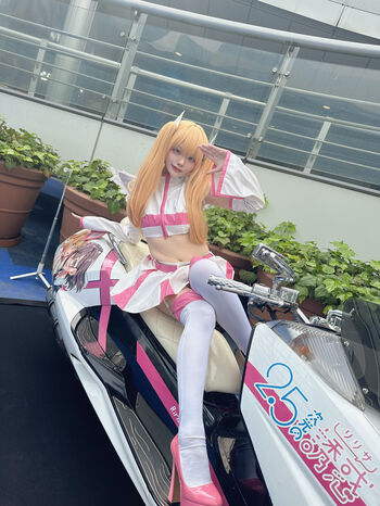 Full leaked Etocha cos page private photo