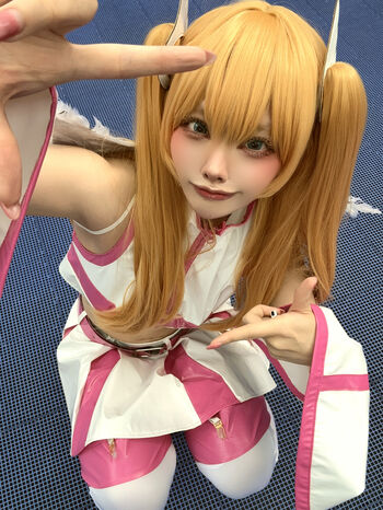 Full leaked Etocha cos page private photo