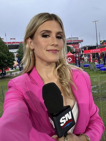 Full leaked Eugenie bouchard page private photo
