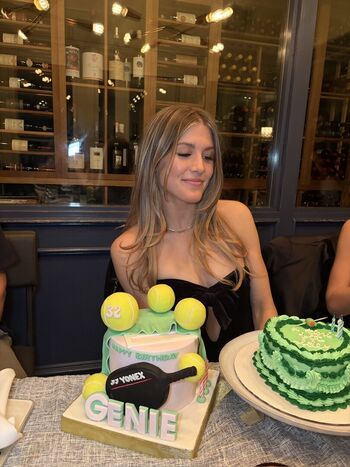 Full leaked Eugenie bouchard private photo