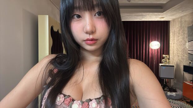 Full leaked Eunji pyoapple  page private photo