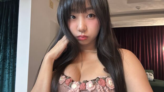 Full leaked Eunji pyoapple  page private photo