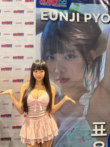 Full leaked Eunji pyoapple  page private photo