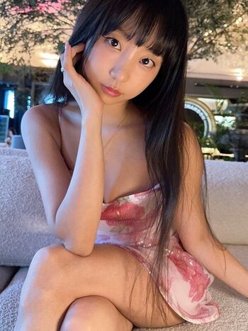 Full leaked Eunji pyoapple private photo