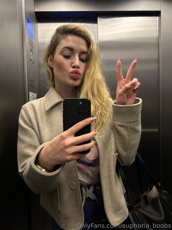 Full leaked Euphoria boobs private photo