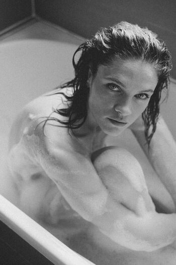 Full leaked Eva biechy private photo