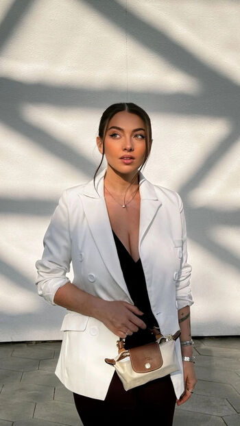 Full leaked Eva bogut page private photo