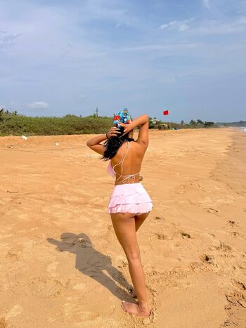 Eva Giri